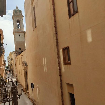 Carlo'S Rooms Trapani Exterior foto