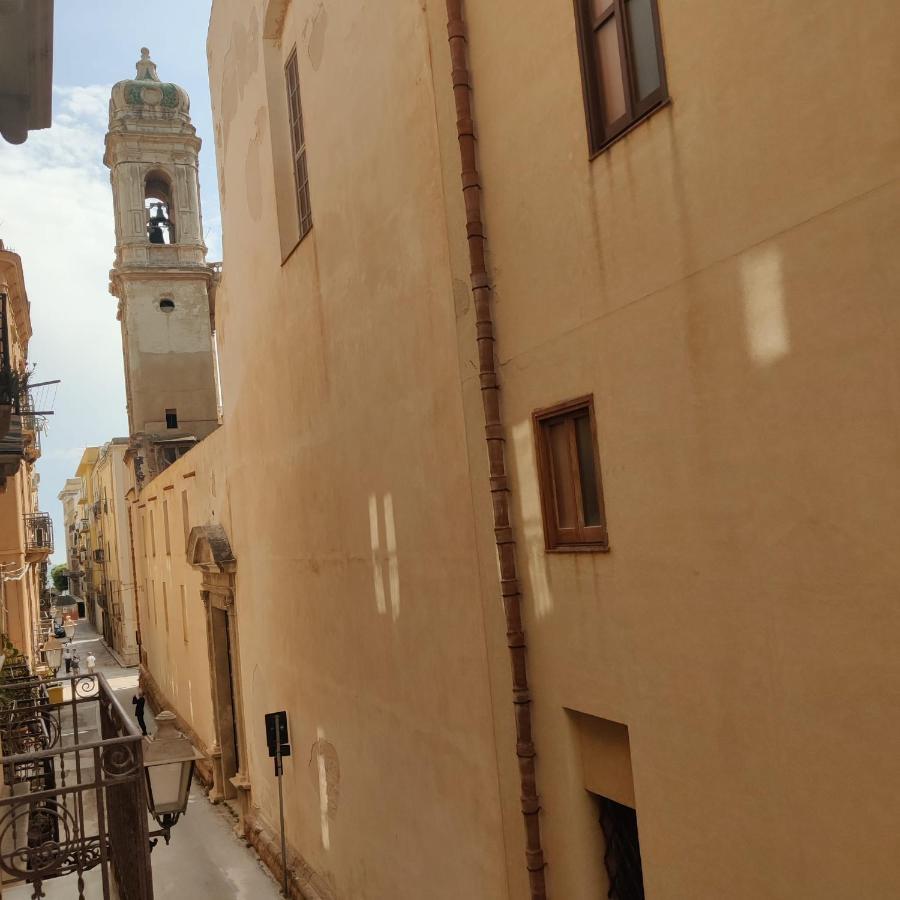 Carlo'S Rooms Trapani Exterior foto